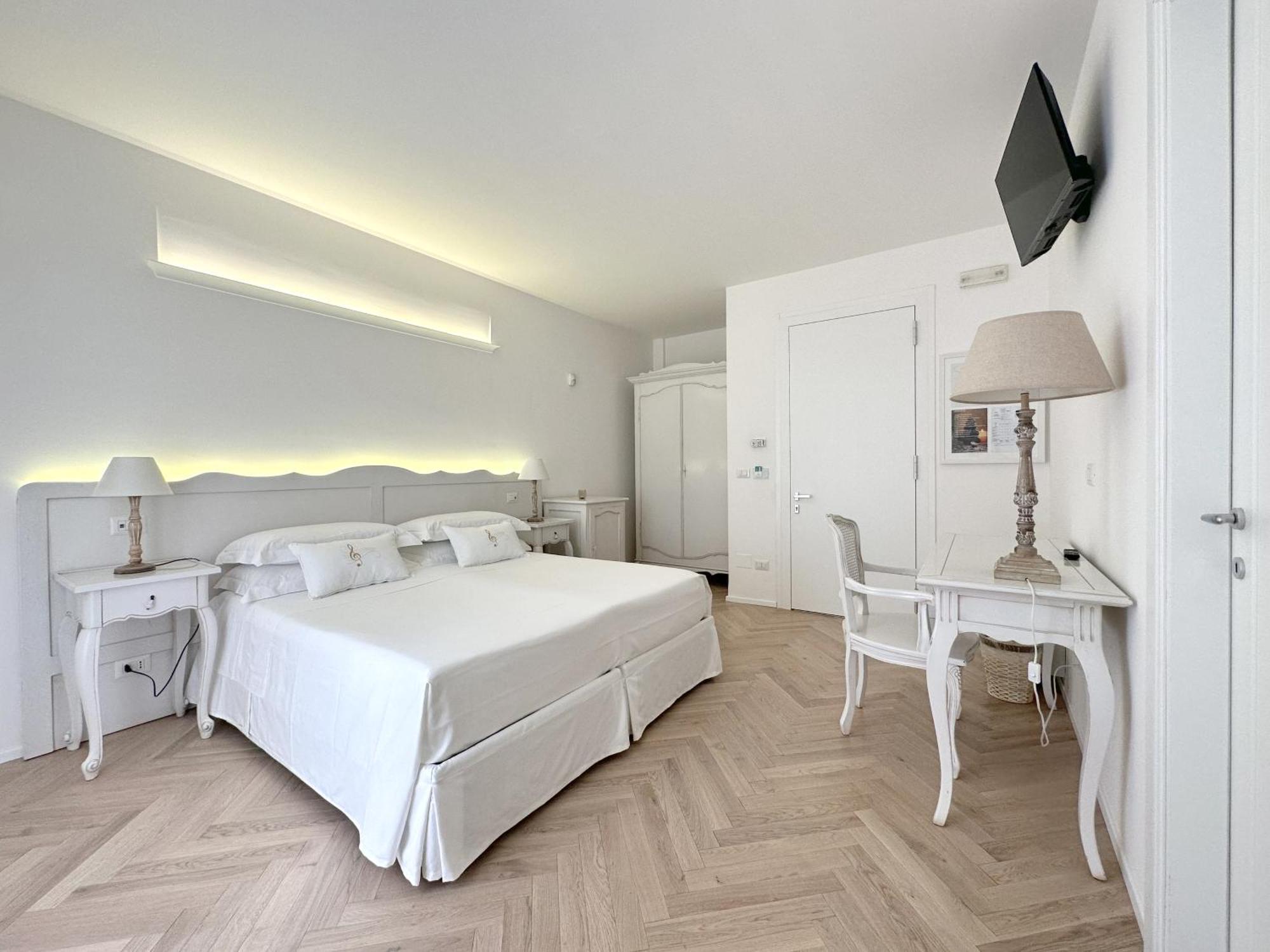 ポルト・チェザーレオ Adagio Salentino Bed & Breakfast エクステリア 写真
