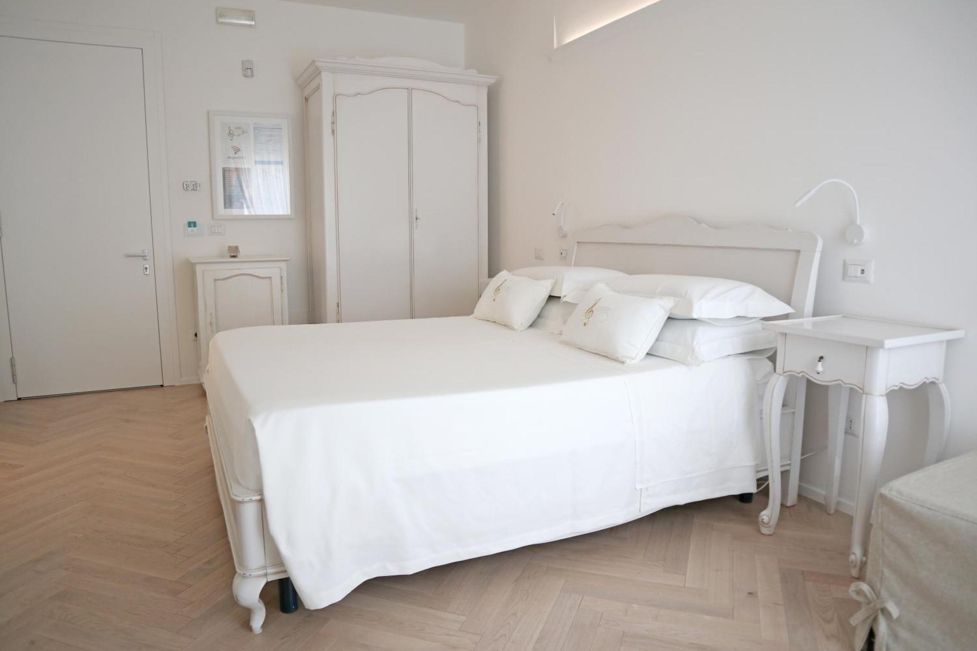 ポルト・チェザーレオ Adagio Salentino Bed & Breakfast エクステリア 写真