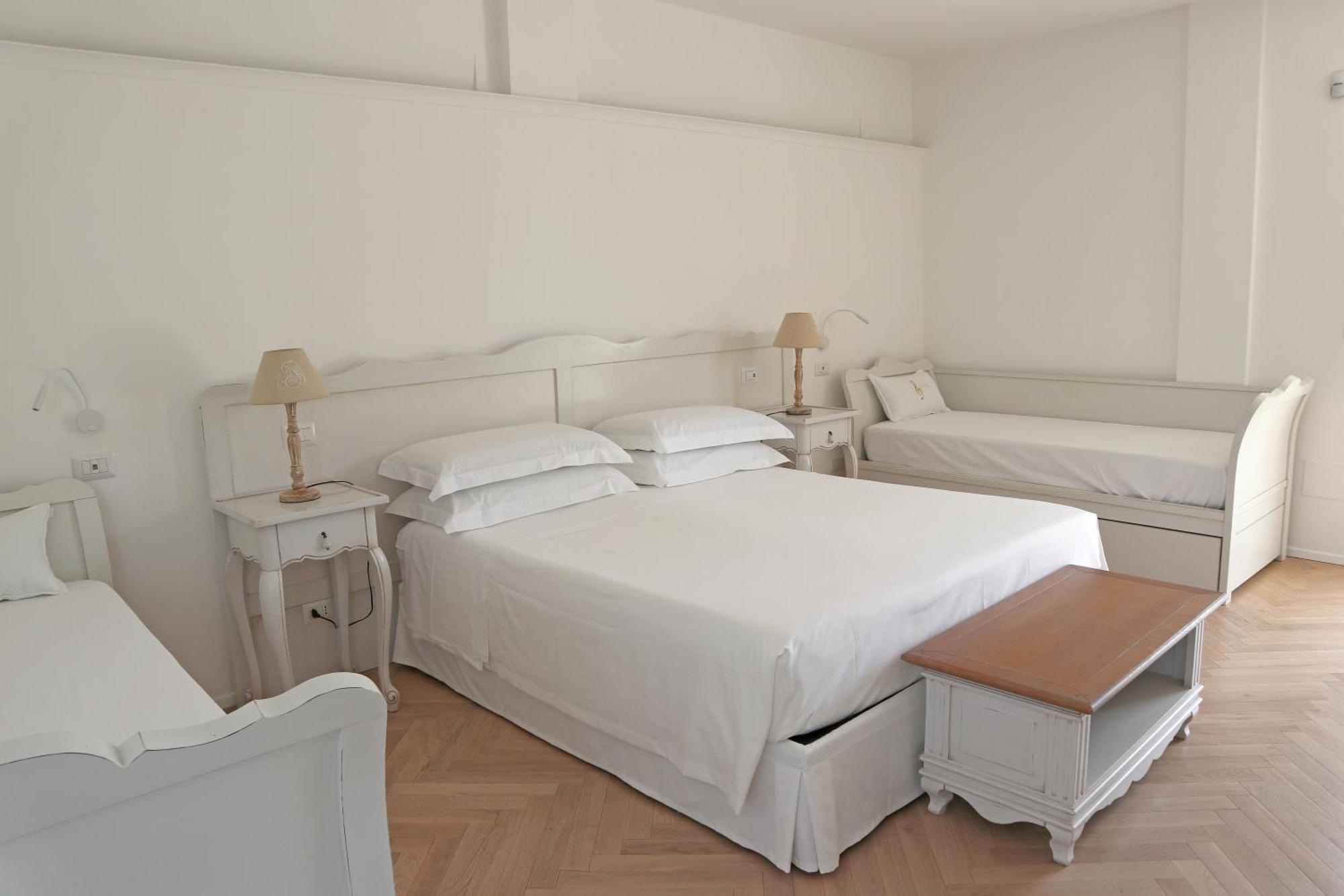 ポルト・チェザーレオ Adagio Salentino Bed & Breakfast エクステリア 写真