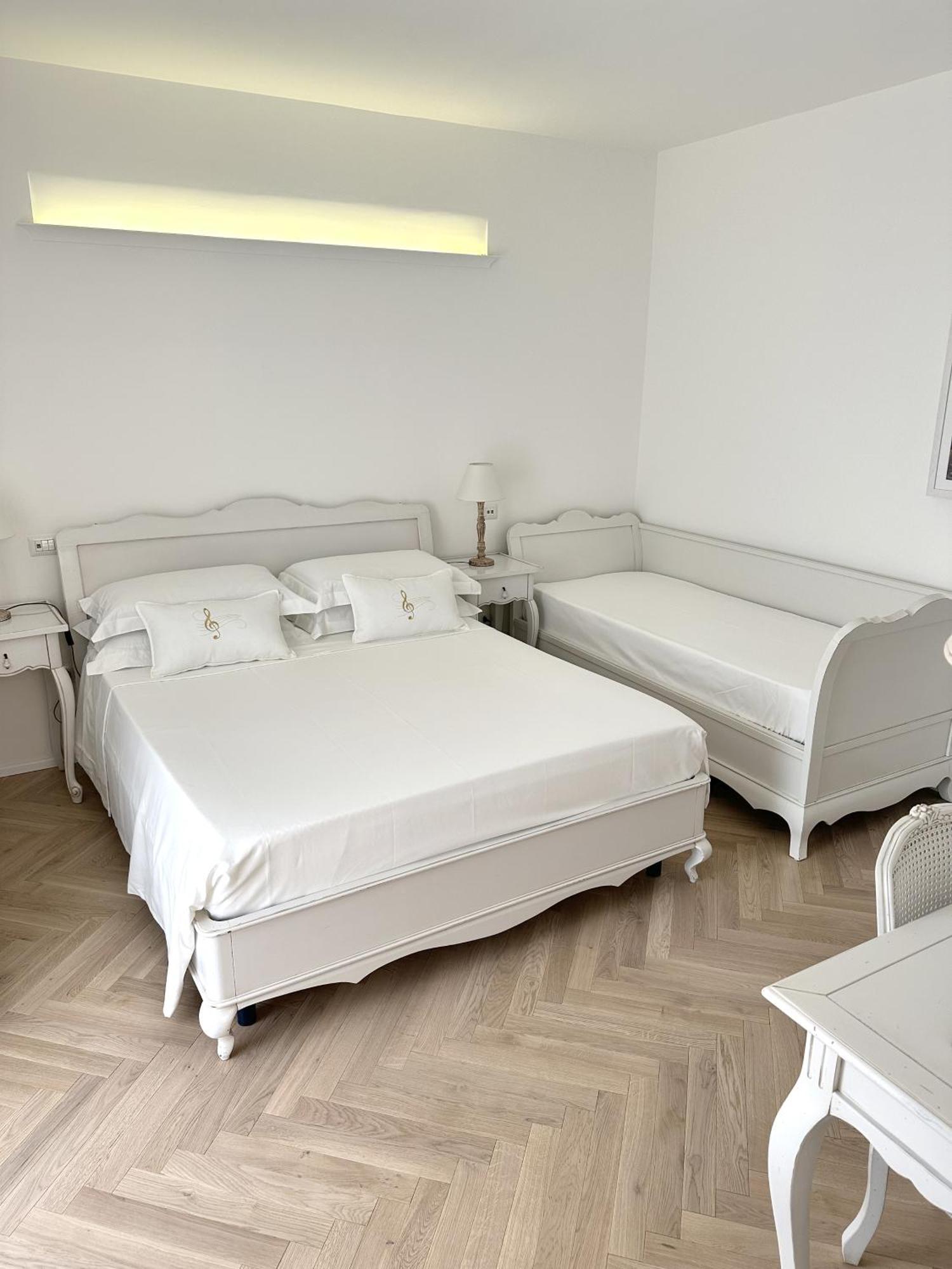 ポルト・チェザーレオ Adagio Salentino Bed & Breakfast エクステリア 写真